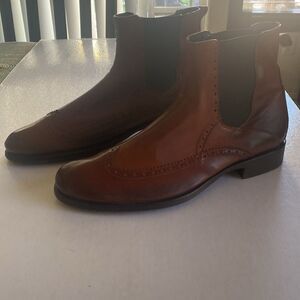 RSVP Collection Men’s Chelsea Wingtip Boots Size 10US. Made in Italy.